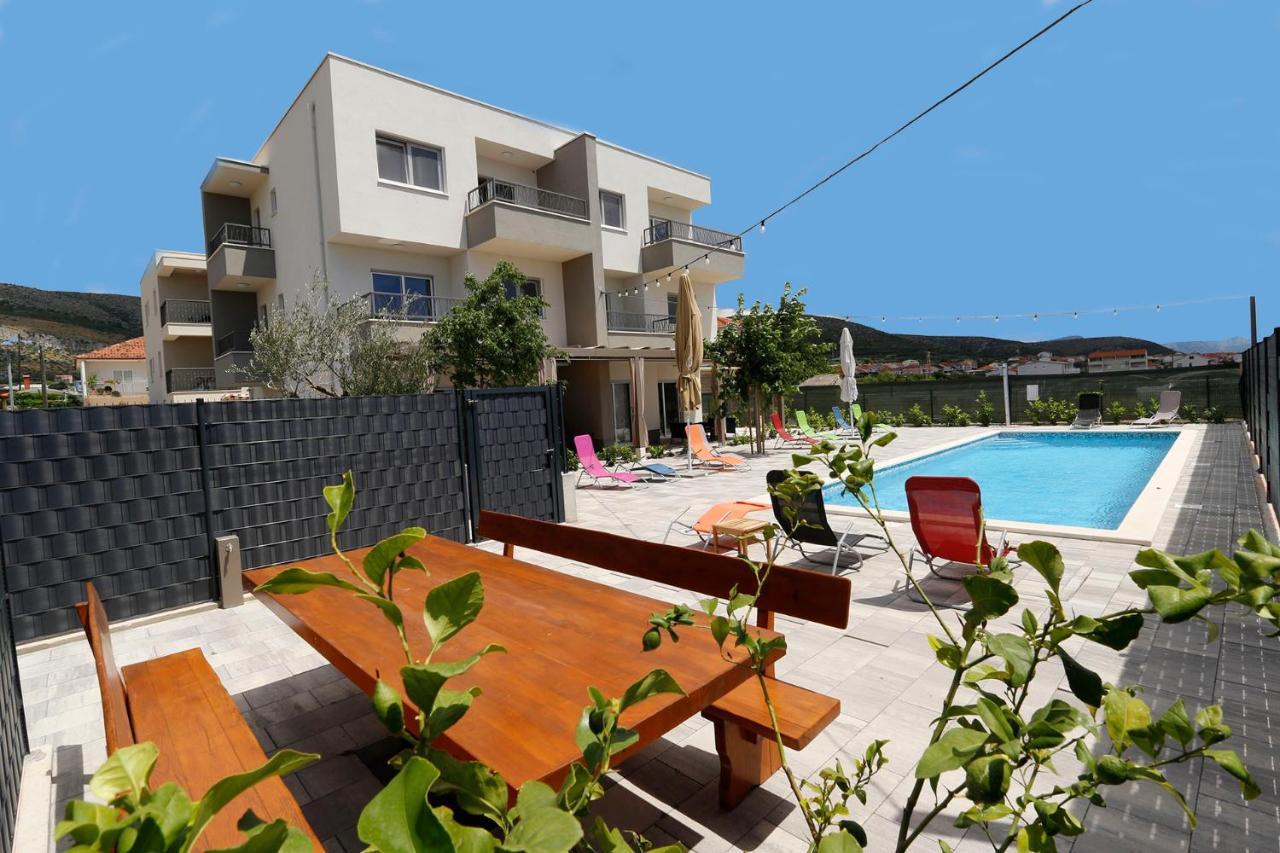 Bulli Croatia Donji Seget Exterior foto