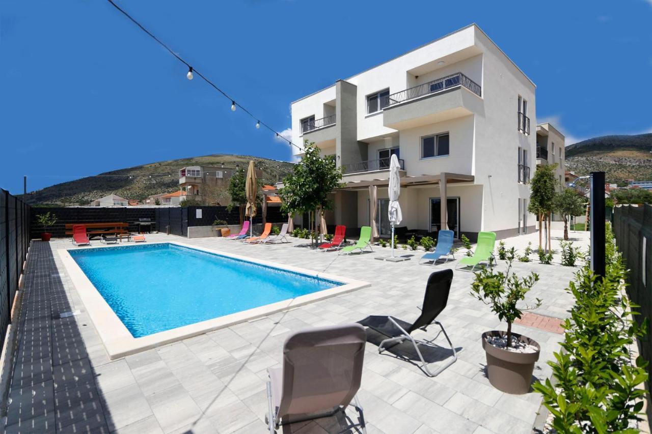 Bulli Croatia Donji Seget Exterior foto